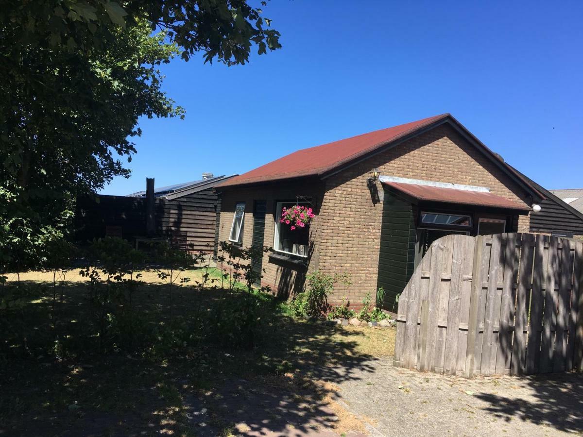 Bungalow Halfweg Ballum Exterior photo